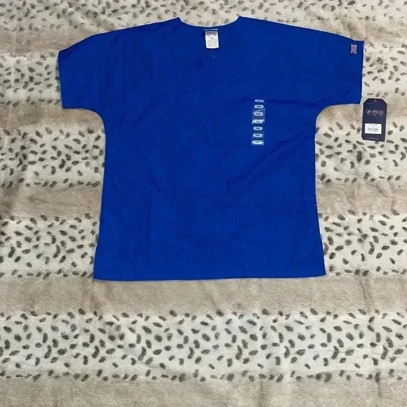 NWT Cherokee Scrub Top - Picture 1 of 6